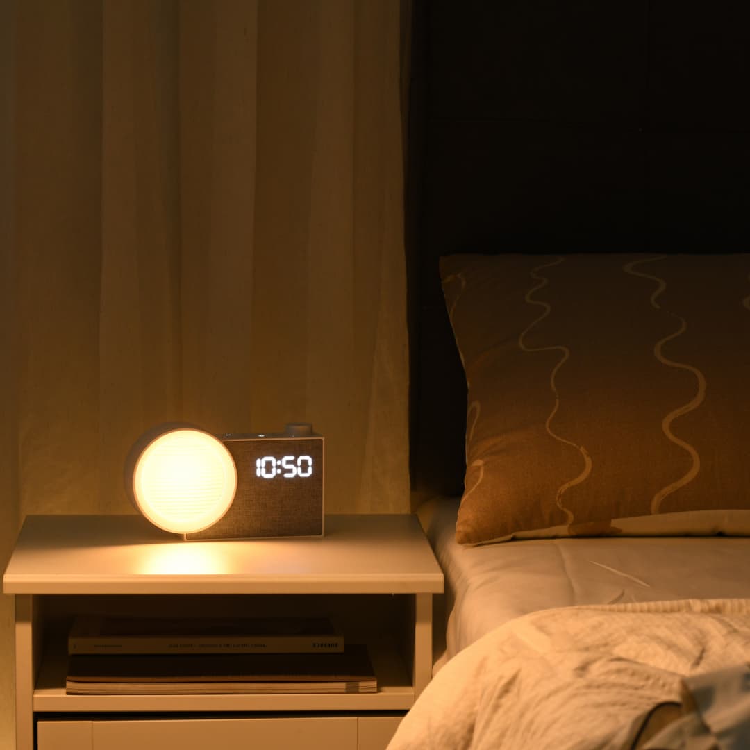 ساعة منبه WILIT مع إضاءة ليلية - مراجعة Lighting Decoration In Bedroom وسعره